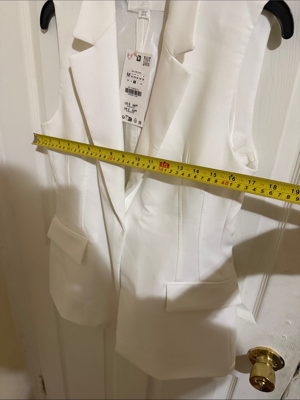 Zara White Sleeveless Blazer Vest with Notched Lapel - Picture 3 of 9
